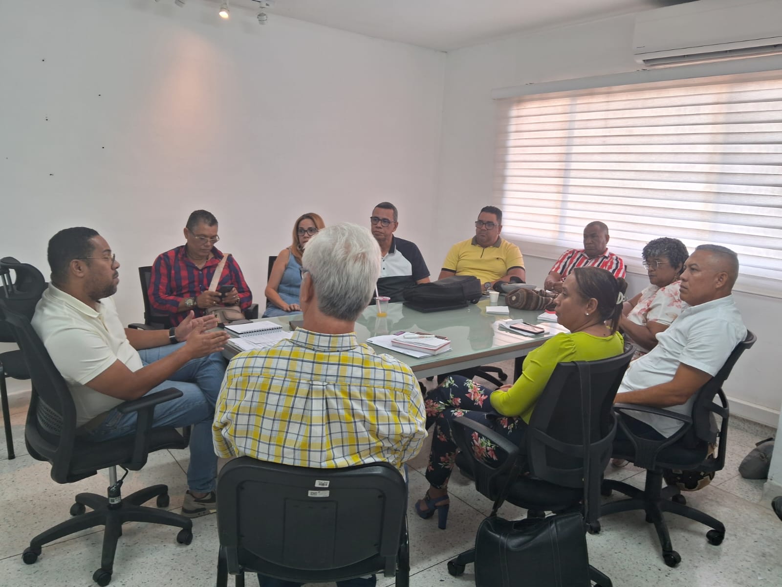 En reuniones con secretarios de educación